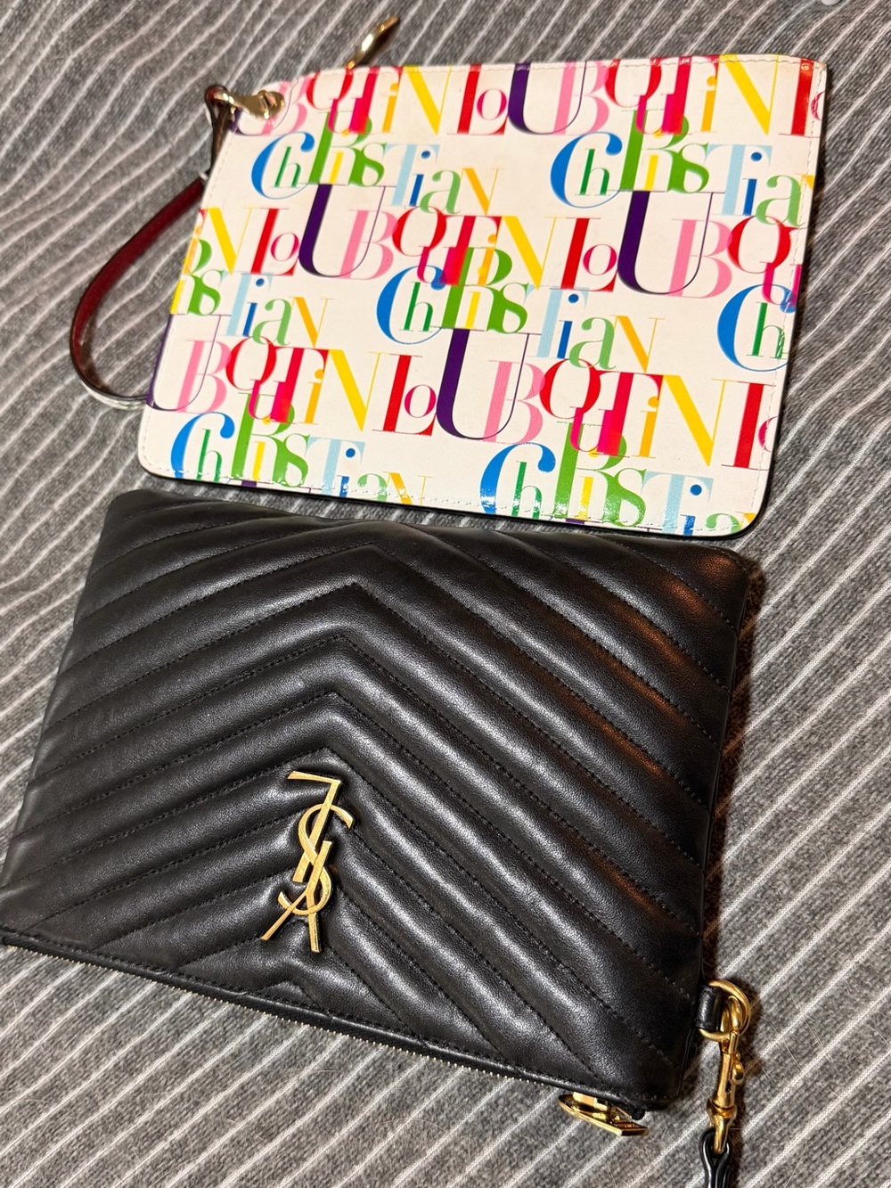 Christian Louboutin Multicolor Logo Print White Pouch - Picture 7 of 7